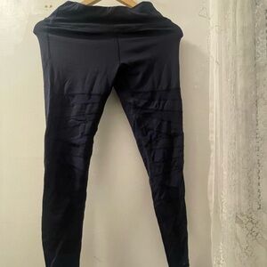 Navy blue leggings